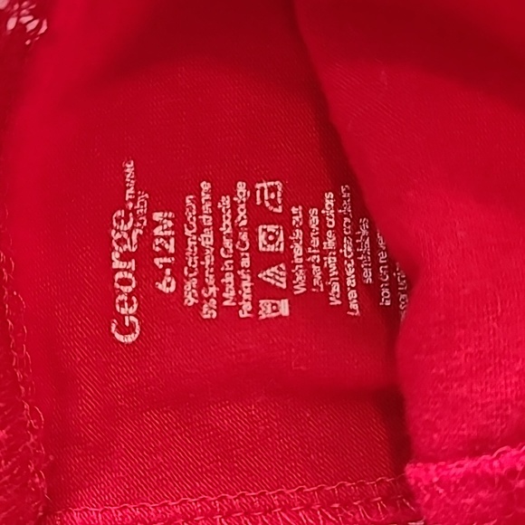 💥4/$20💥 Penguin long sleeve outfit - Picture 4 of 4